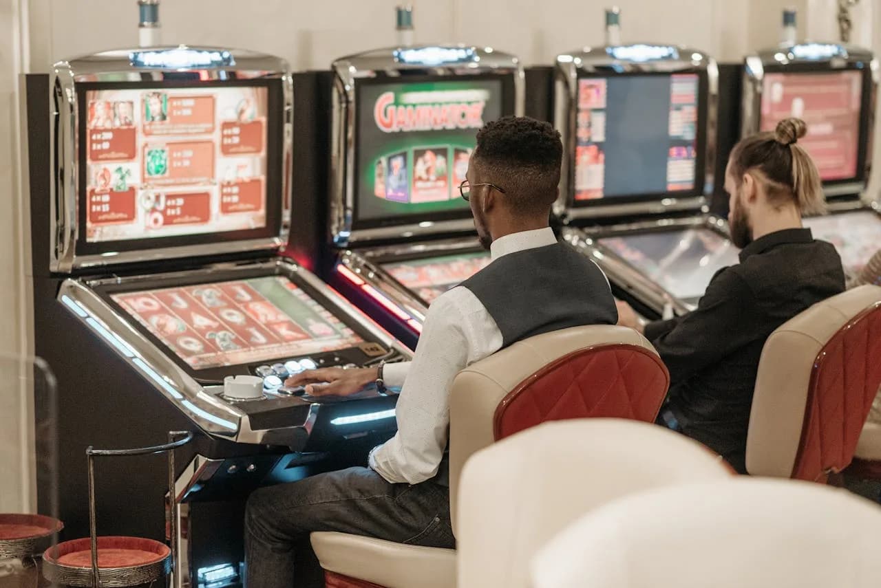 First Person Mega Ball at JYMDO — RNG slot-style live crossover, 95.40% RTP audit between Salon Privé baccarat shifts