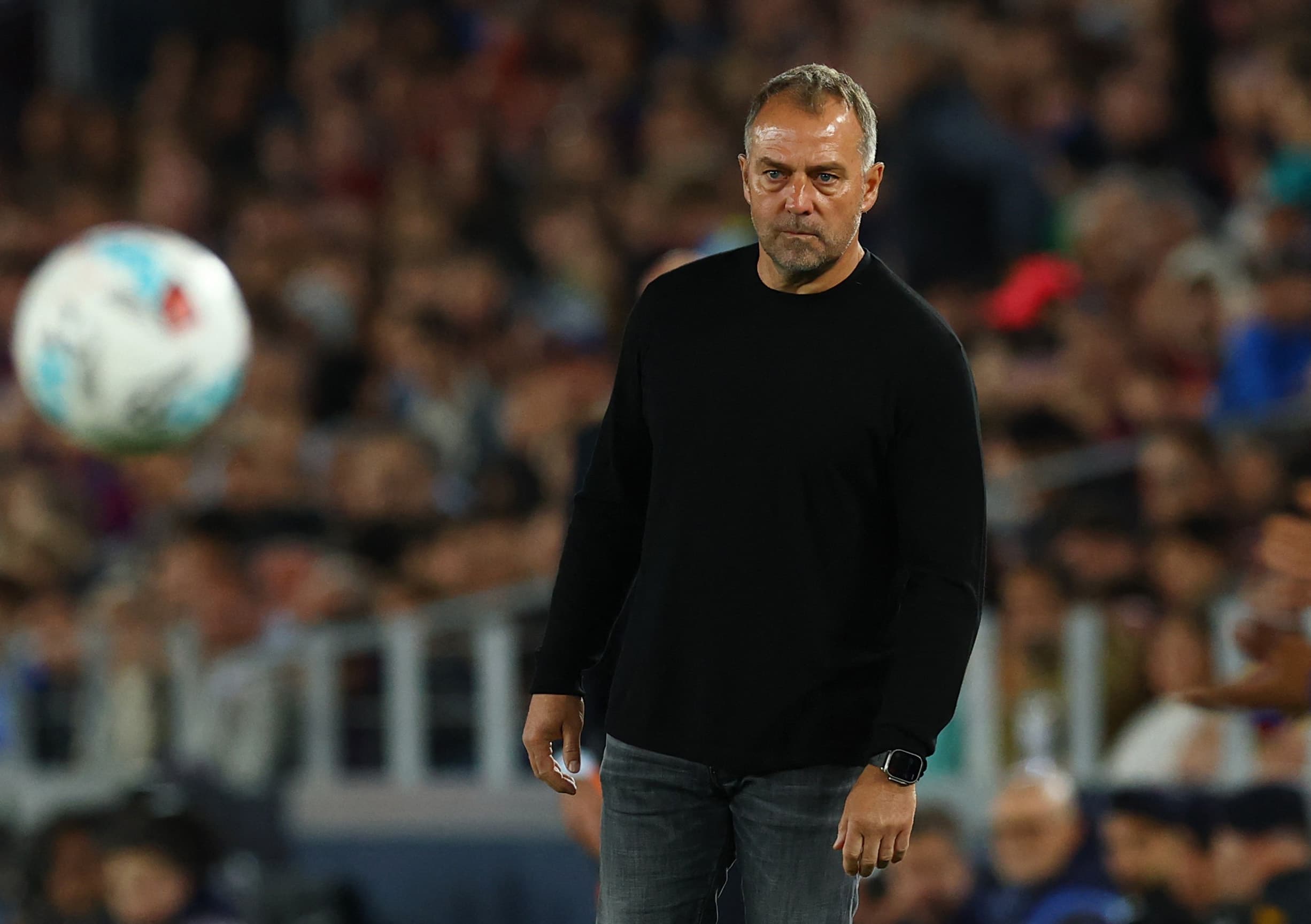 La Liga 2025-26 Vòng 35: Barcelona Dẫn Đầu Cùng HLV Flick — El Clasico 10/5 Quyết Định Vô Địch