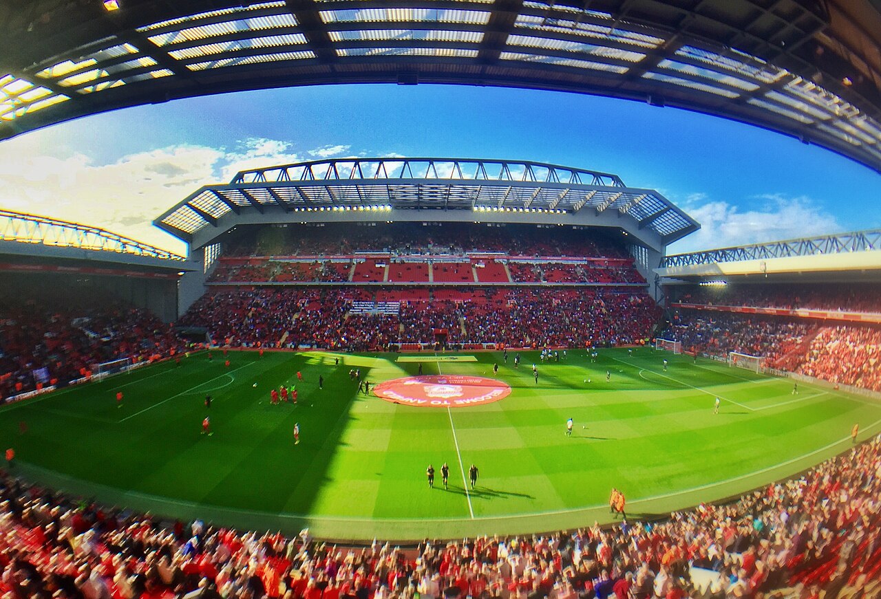Sân Anfield Liverpool trước trận tiếp Crystal Palace vòng 35 Premier League ngày 25/4/2026