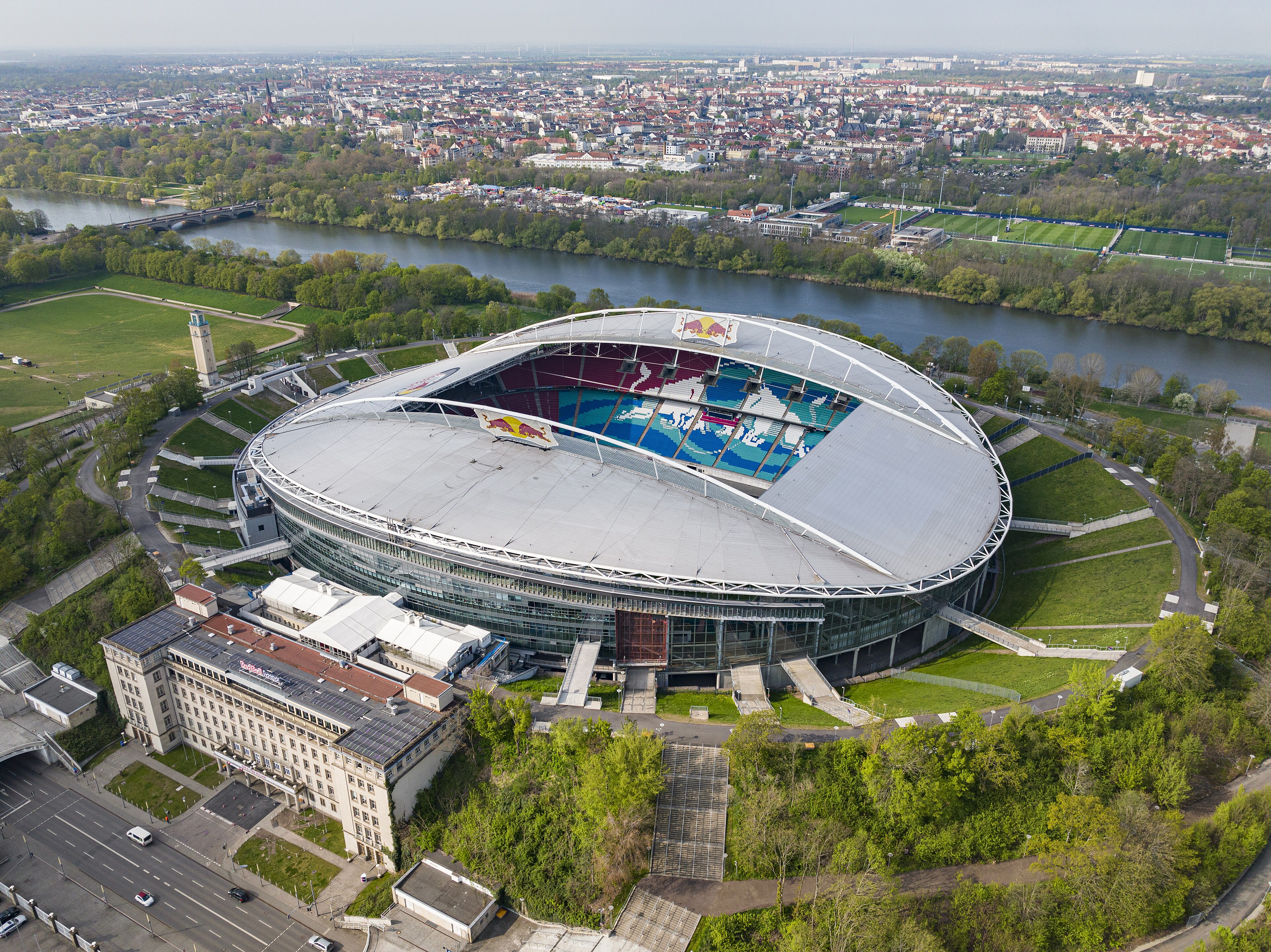 Red Bull Arena Leipzig UECL Final Crystal Palace vs Rayo Vallecano 2026